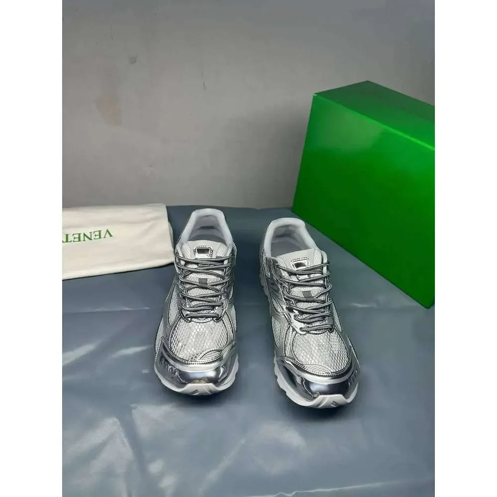 Bottes Sneaker Designer Luxury Brand Lightweight Sneaker High Quality Mesh Breathable Fabric For Men And Women Leisure