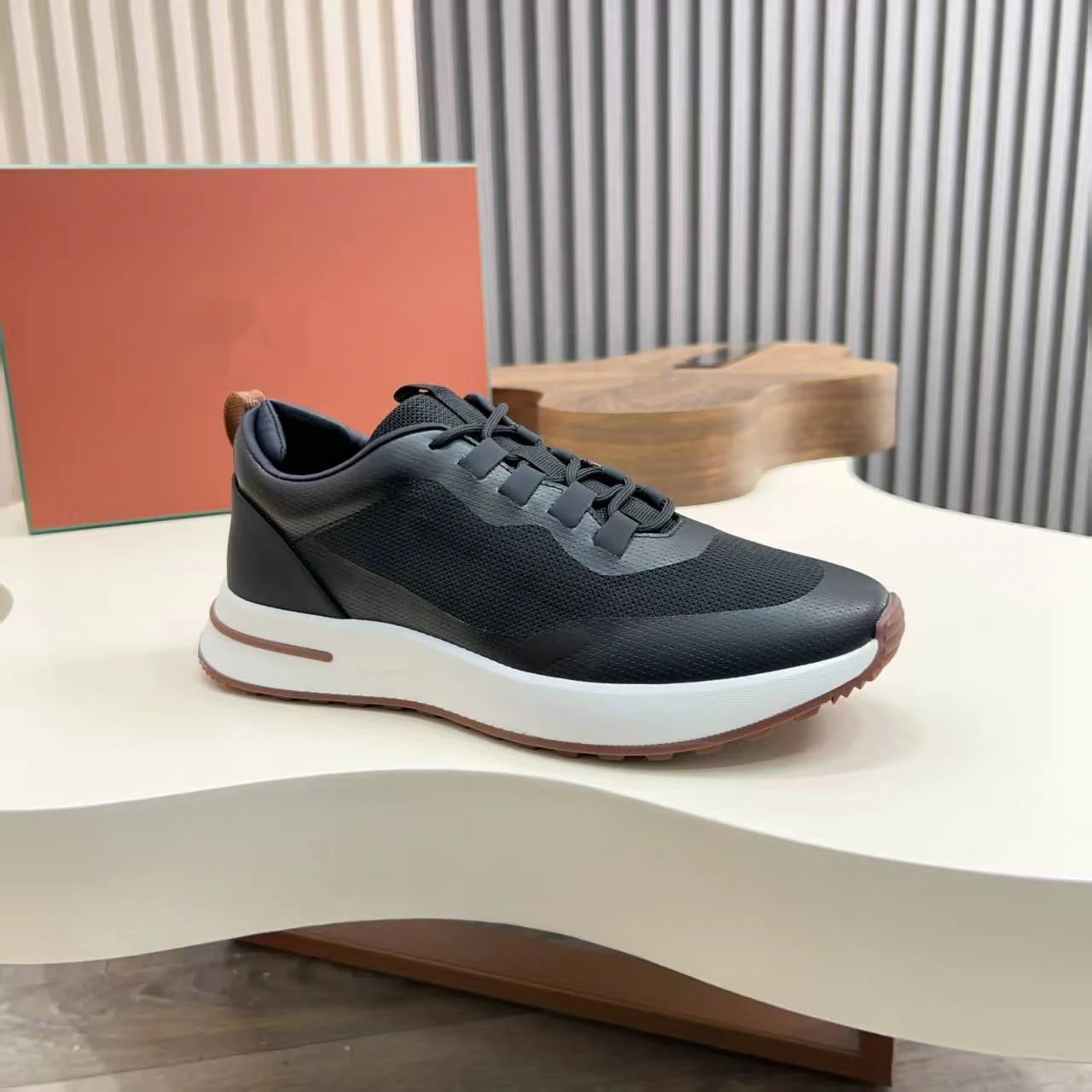 New Athletic Sneakers - Ultra Comfortable, Lightweight & High-Quality, Ideal for Sports & Daily Wear