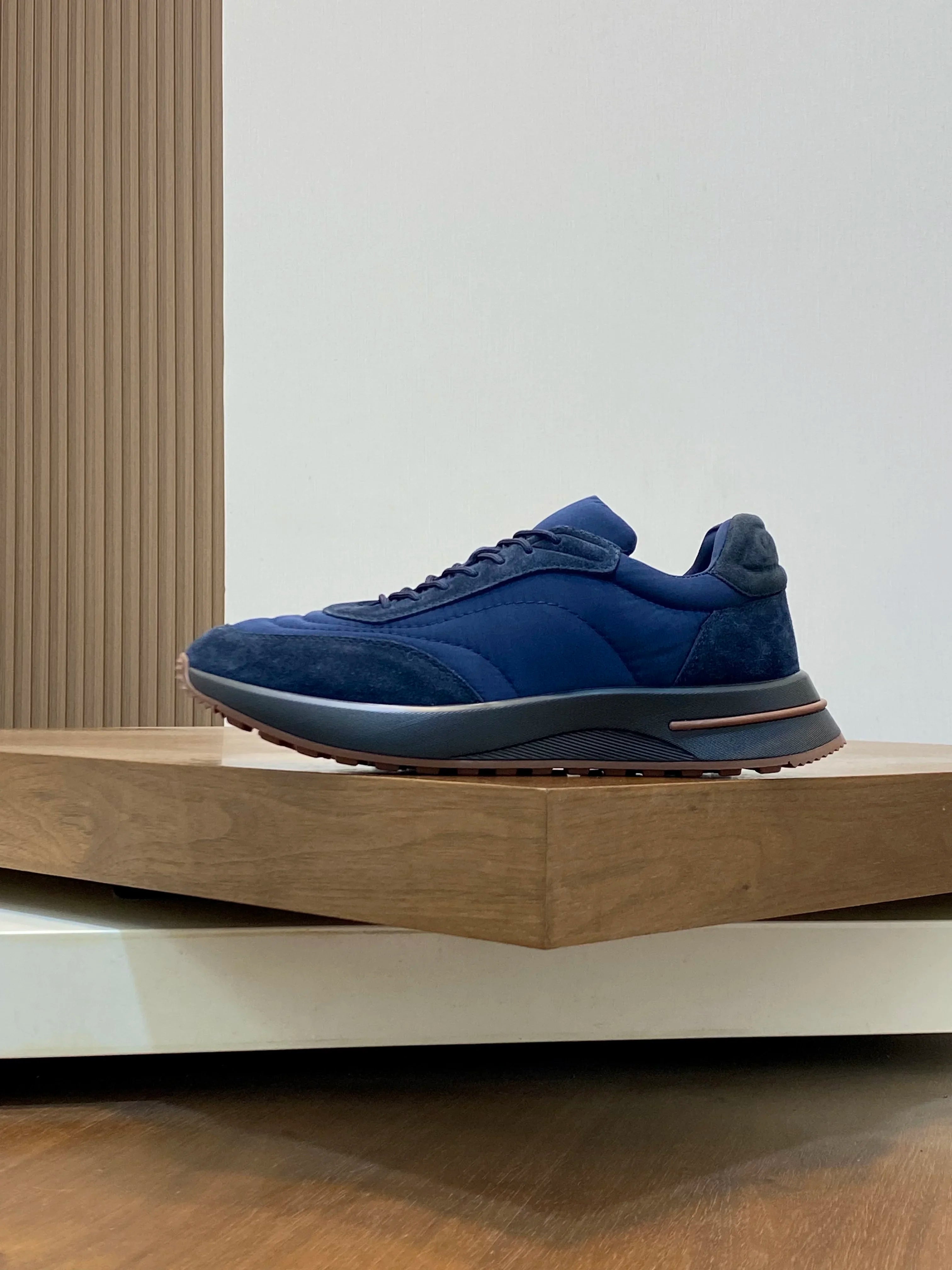 New Retro Athletic Sneakers - Premium Quality, Ultra-Comfortable & Lightweight, Perfect for Sports & Everyday Wear