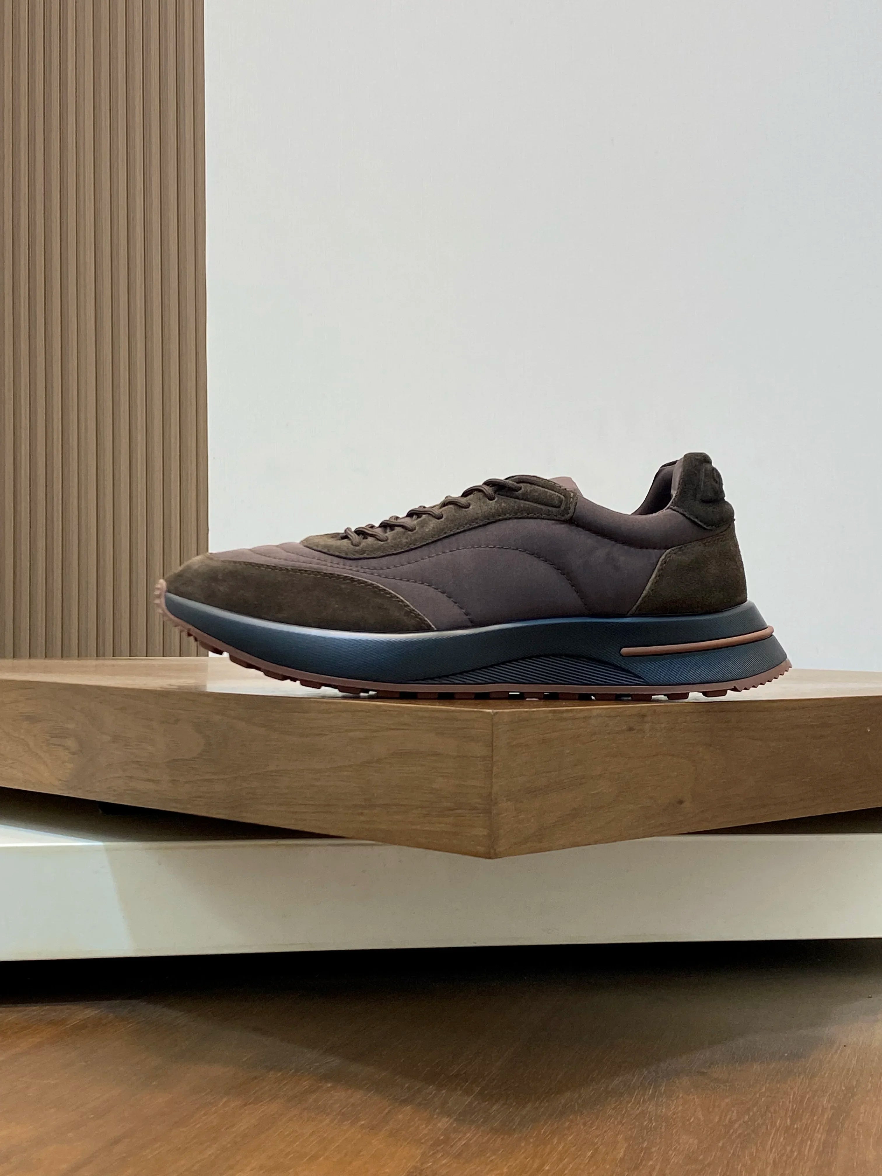 New Retro Athletic Sneakers - Premium Quality, Ultra-Comfortable & Lightweight, Perfect for Sports & Everyday Wear