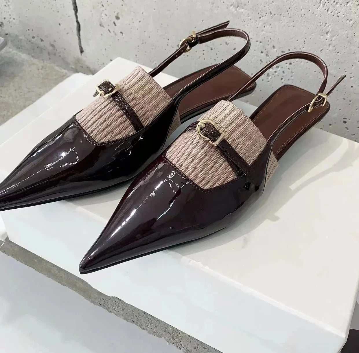 2026 New Spring Concise Genuine Leather Pointed-Toe Kitten Heel Slingback Woman Sandals Mary Janes Gladiator Sandals Botas Mujer